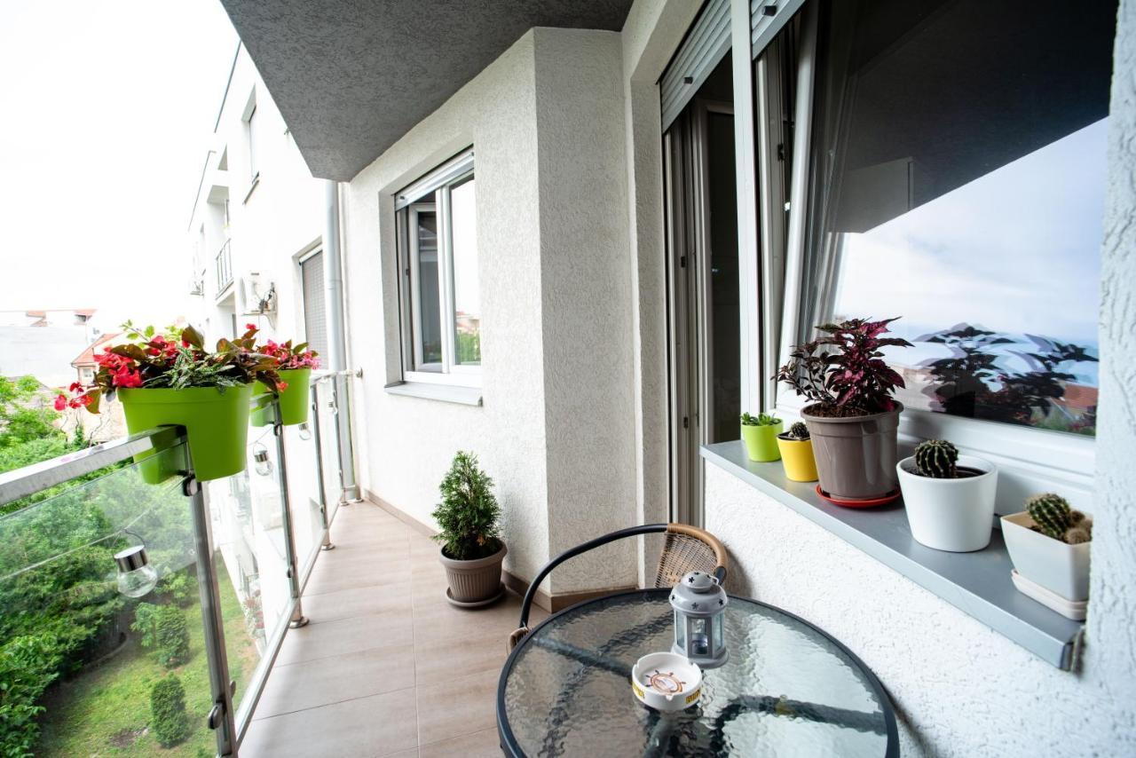 Apartman Black Star Apartment Novi Sad Exterior photo